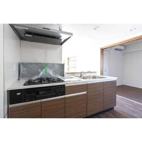 �y�L�b�`���z�@