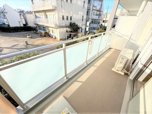 �y�o���R�j�[�z�@