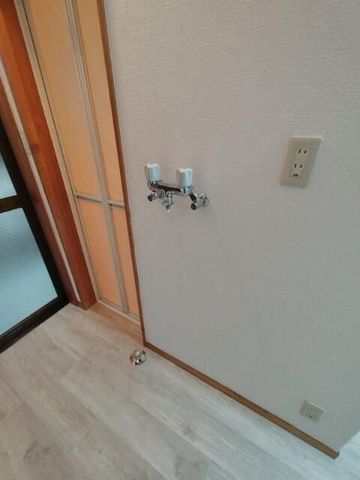 �y���̑��ݔ��z�@