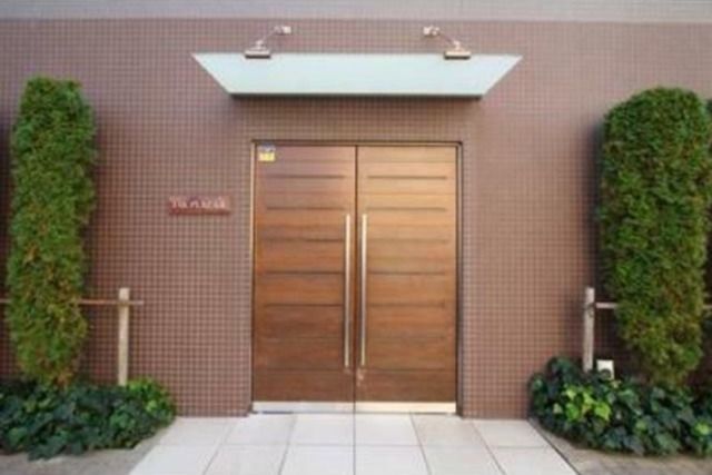 �y�G���g�����X�z�@�G���g�����X