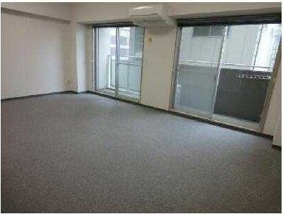 �y���ԁE���r���O�z�@