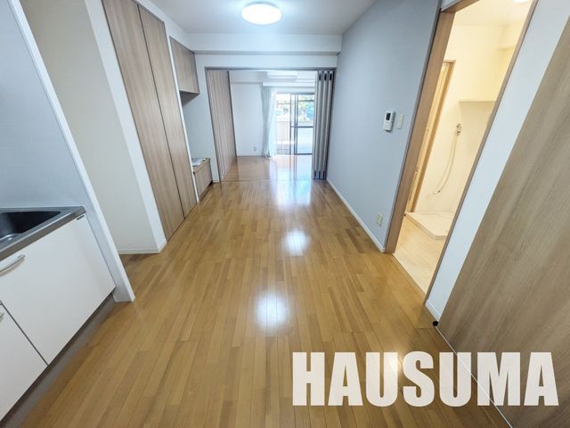 �y���ԁE���r���O�z�@����