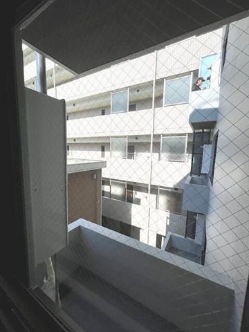 �y�o���R�j�[�z�@