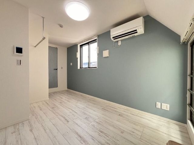 �y���ԁE���r���O�z�@���������Q�Ǝʐ^��