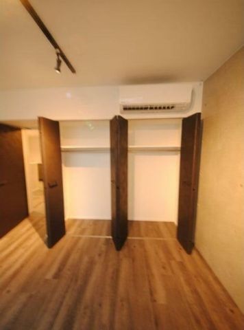 �y���̑��ݔ��z�@���[