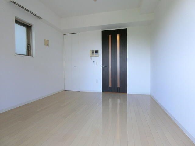 �y���ԁE���r���O�z�@