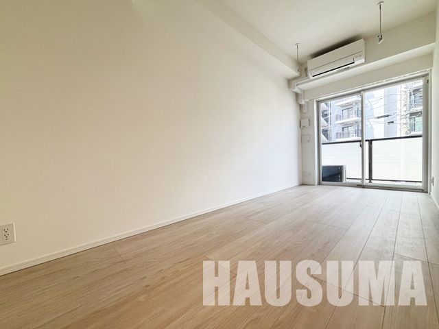 �y���ԁE���r���O�z�@���r���O/����