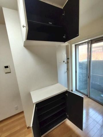 �y���ցz�@