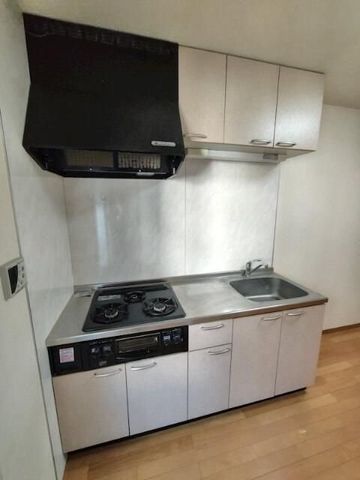 �y�L�b�`���z�@