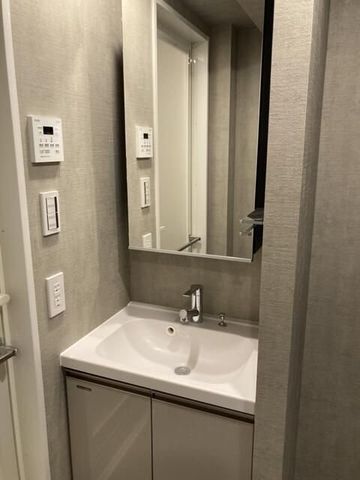 �y���ʏ��z�@