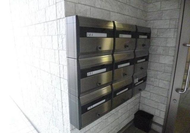 �y���̑��ݔ��z�@�W��POST