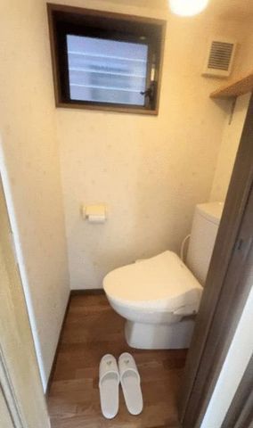 �y�g�C���z�@