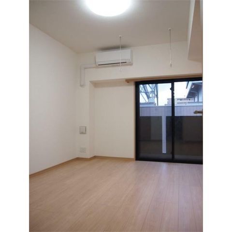 �y���ԁE���r���O�z�@