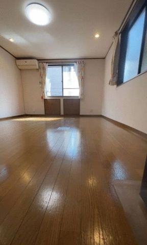 �y���ԁE���r���O�z�@