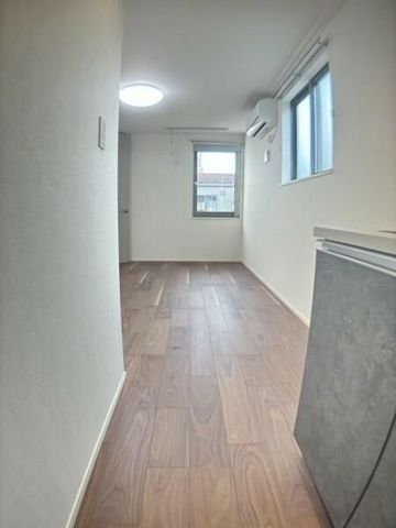 �y���ԁE���r���O�z�@