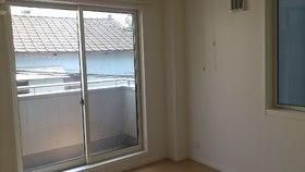 �y���ԁE���r���O�z�@