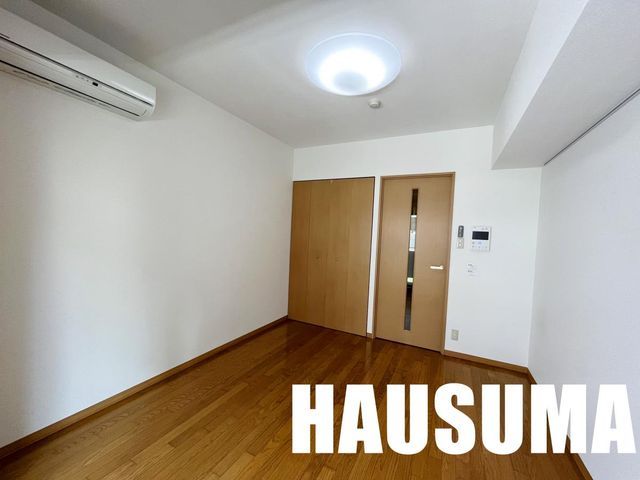 �y���̑������E�X�y�[�X�z�@���r���O/����