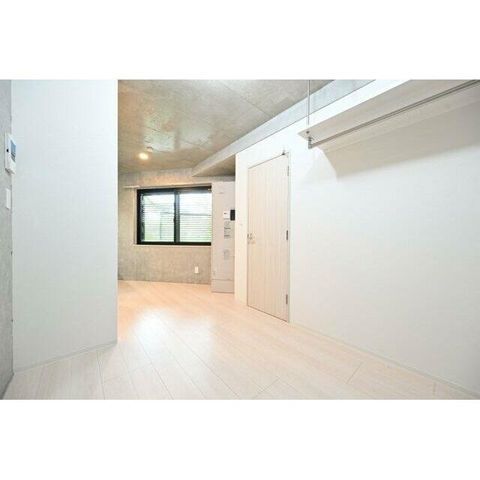 �y���ԁE���r���O�z�@