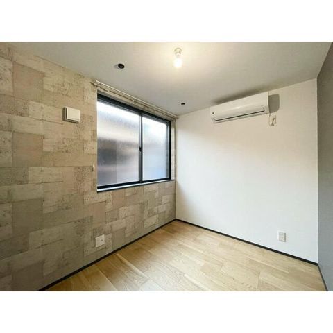 �y���ԁE���r���O�z�@