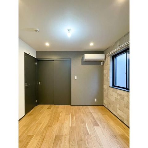 �y���̑������E�X�y�[�X�z�@