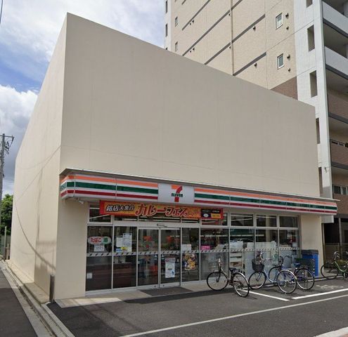 �y���Ӂz�@�Z�u���C���u���r��3���ړX �k��4���B 270m