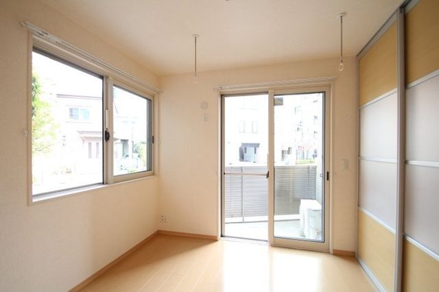 �y���̑������E�X�y�[�X�z�@