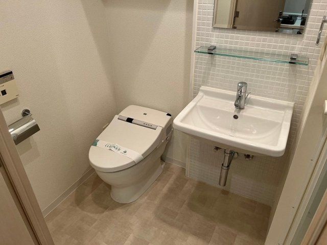 �y�g�C���z�@