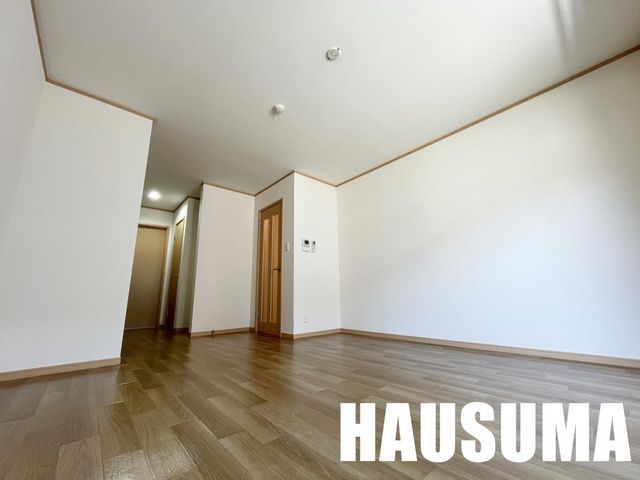 �y���̑������E�X�y�[�X�z�@���r���O/����