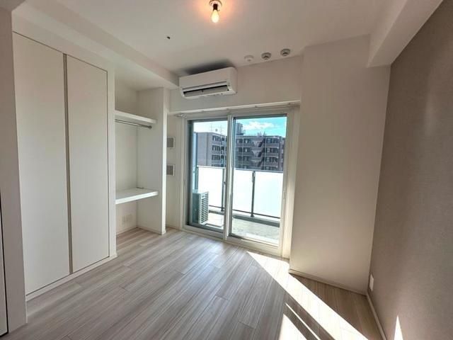 �y���ԁE���r���O�z�@