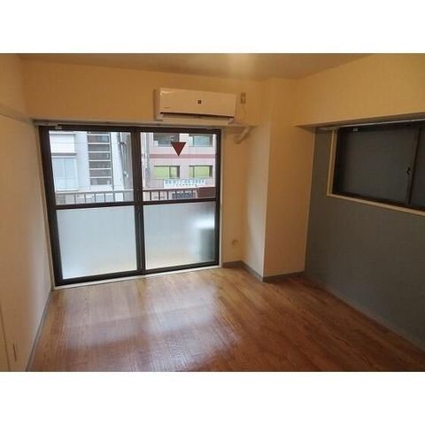 �y���ԁE���r���O�z�@