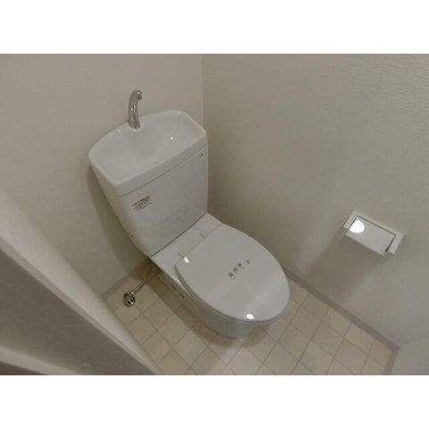 �y�g�C���z�@