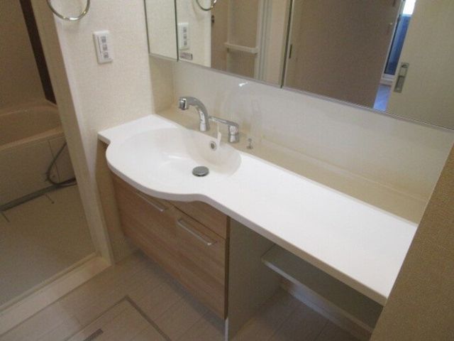 �y���ʏ��z�@