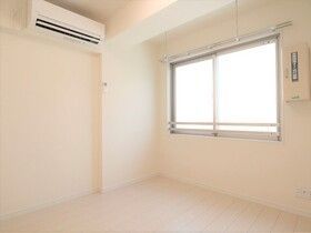 �y���ԁE���r���O�z�@