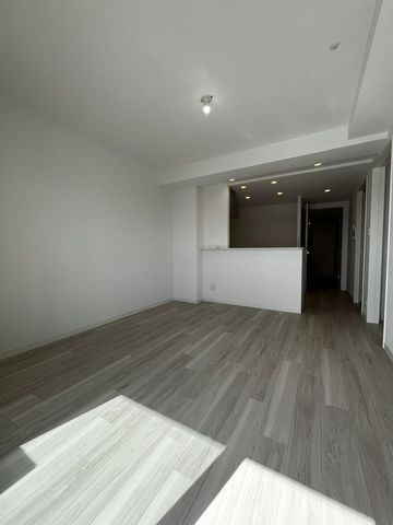 �y���ԁE���r���O�z�@