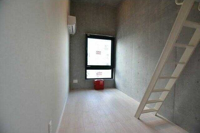 �y���ԁE���r���O�z�@