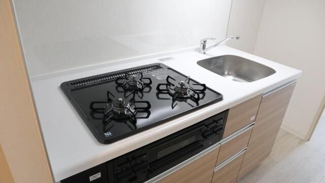 �y�L�b�`���z�@