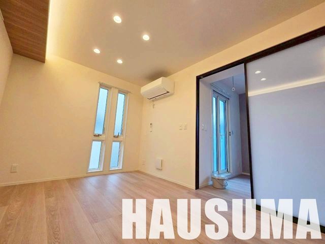 �y���ԁE���r���O�z�@���r���O/����