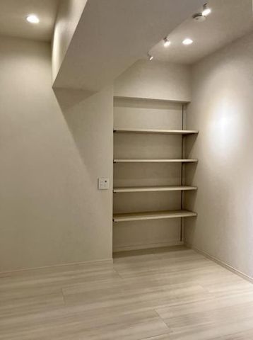 �y���̑������E�X�y�[�X�z�@