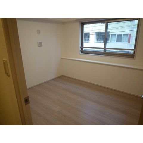 �y���̑������E�X�y�[�X�z�@