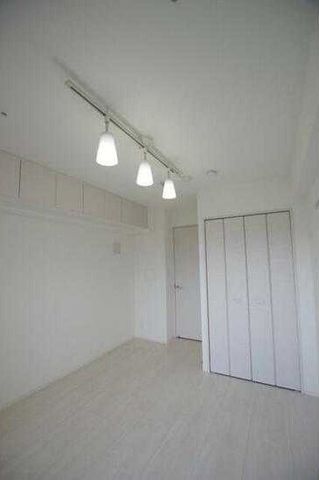 �y���̑������E�X�y�[�X�z�@