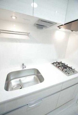 �y�L�b�`���z�@