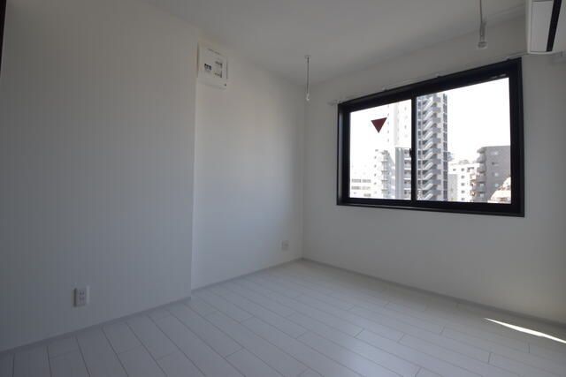 �y���ԁE���r���O�z�@