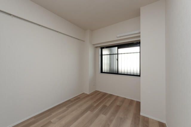 �y���̑��ݔ��z�@