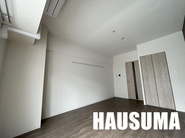 �y���̑������E�X�y�[�X�z�@���r���O/����
