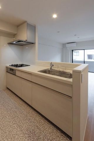 �y�L�b�`���z�@