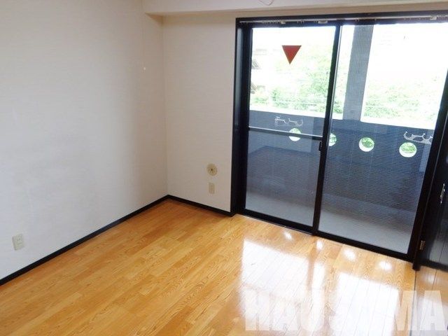 �y���ԁE���r���O�z�@����