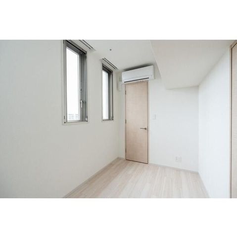 �y���̑������E�X�y�[�X�z�@