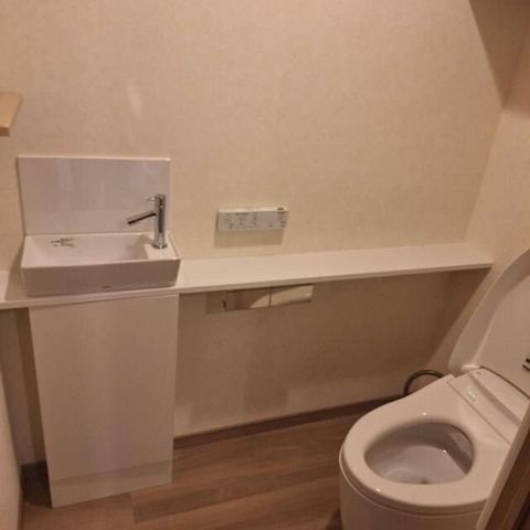 �y�g�C���z�@