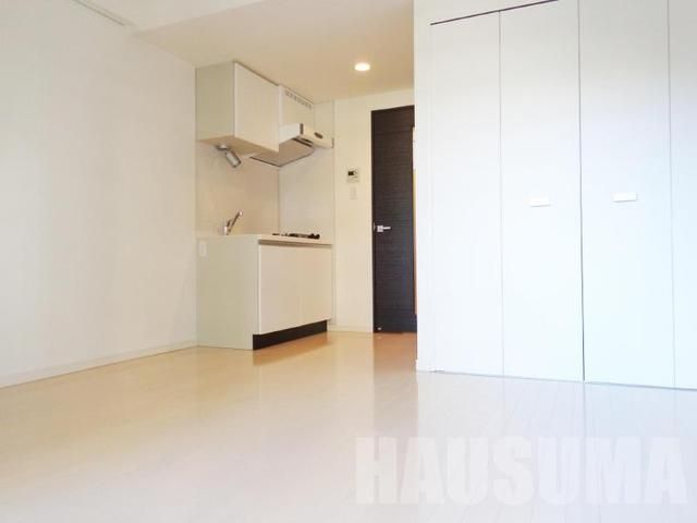 �y���ԁE���r���O�z�@