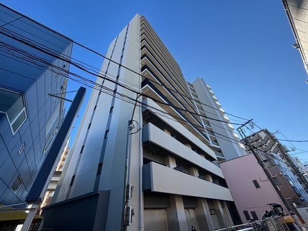 �y�G���g�����X�z�@